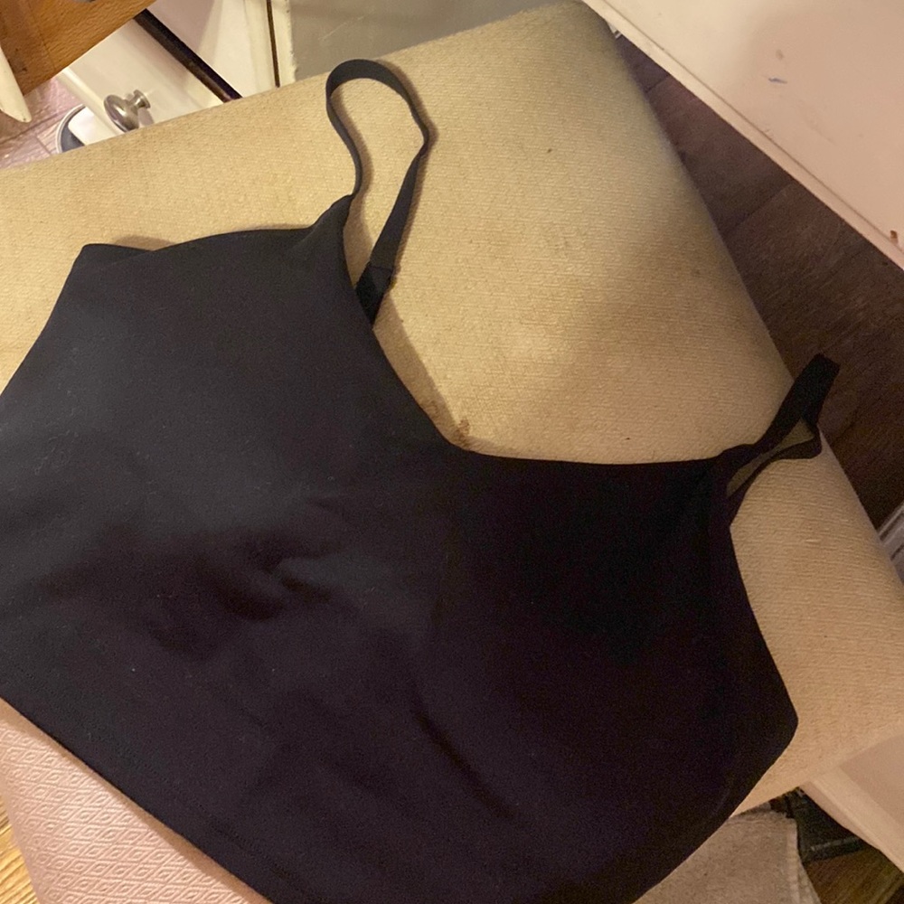 Athleta tank w/ built in bra